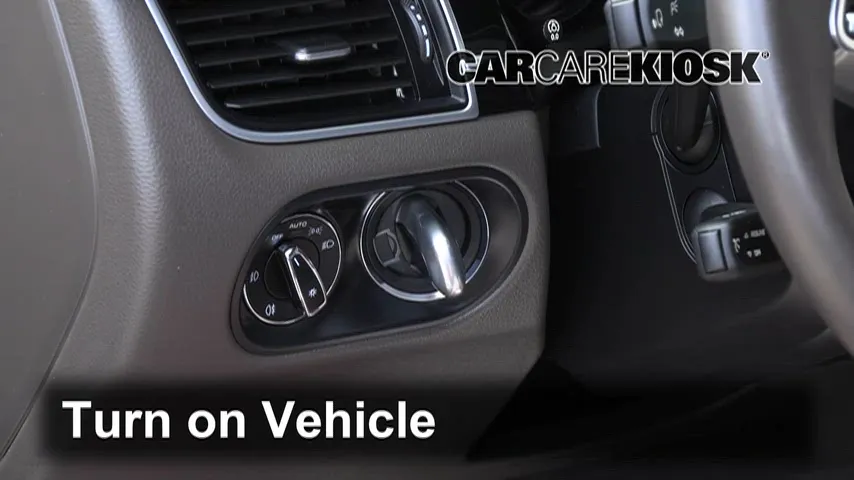 2018 Porsche Macan 2.0L 4 Cyl. Turbo Huile Vérifier le niveau de l'huile